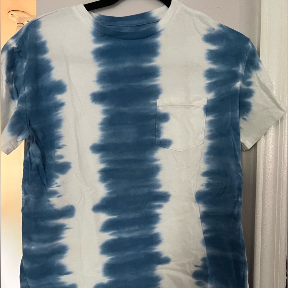 Used boys Gap T-shirt